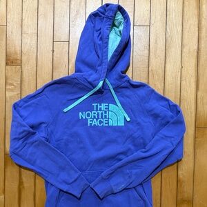 Womens Northface hoodie size L